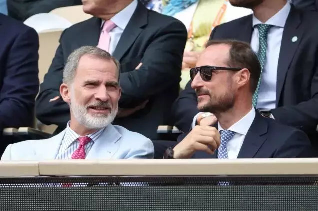 Il Legame Reale: Amicizia e Destino di Felipe di Spagna e Haakon di Norvegia