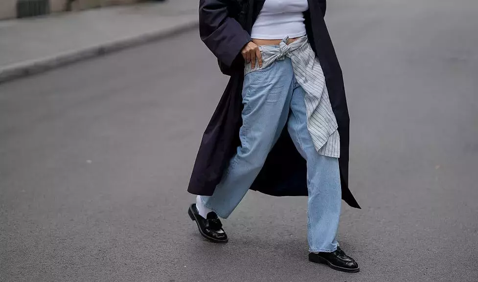 I Mocassini Prada: Un'Icona di Stile Senza Tempo e la Loro Evoluzione