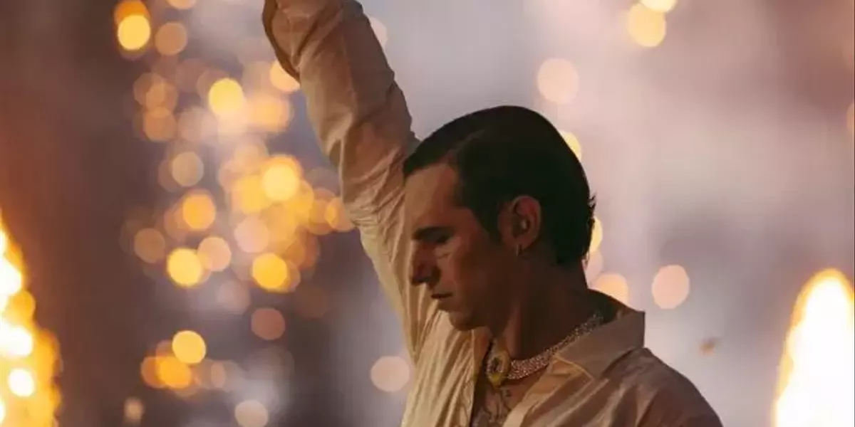 Achille Lauro: Un'Esperienza da San Siro al Piccolo Schermo con "Comuni Immortali"