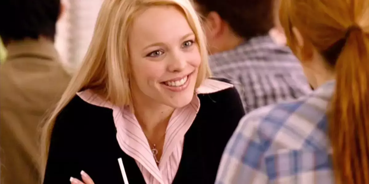 Il Valore Nascosto della Parrucca di Regina George in "Mean Girls"