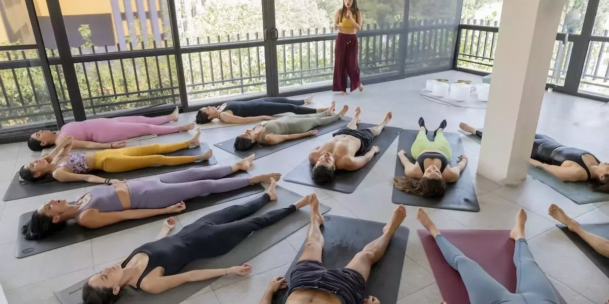 Yoga Nidra: Il Riposo Cosciente tra Veglia e Sogno