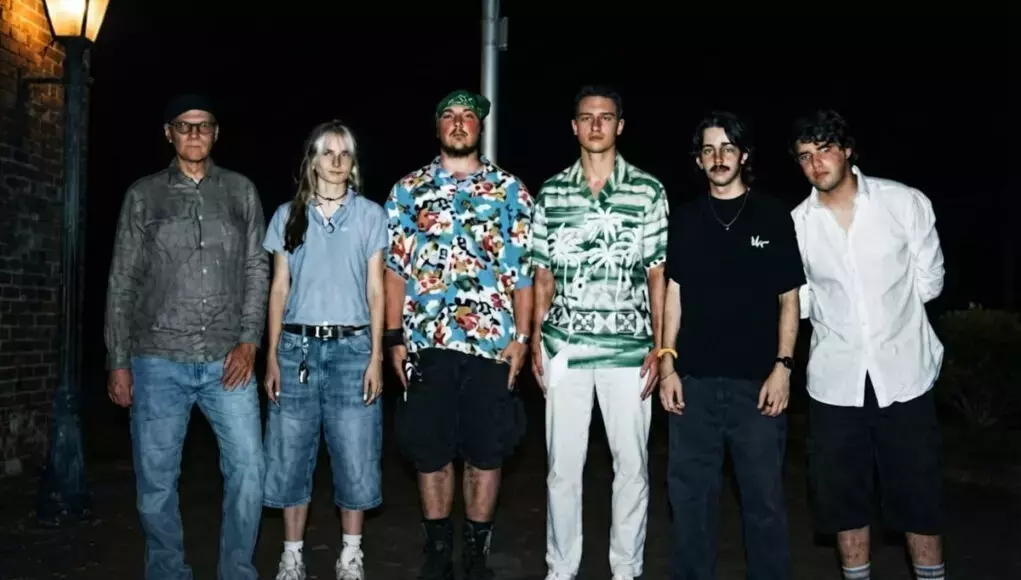 I Foxtrot: Un Viaggio Sonoro tra Progressive Rock e Psichedelia