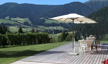 Soggiorni in Montagna per Anziani Autosufficienti: Guida Completa