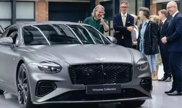 La Principessa Reale inaugura il nuovo impianto di verniciatura Bentley