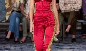 Le Eredi della Moda: Figlie di Celebrità Dominano le Passerelle della New York Fashion Week P/E 2027
