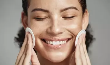 Il Tocco Sensoriale: L'Evoluzione della Bellezza attraverso le Texture Cosmetiche