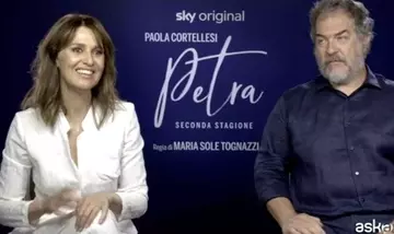 L'Essenza dell'Amicizia Femminile: Un Legame Indissolubile Celebrato in Frasi Indimenticabili