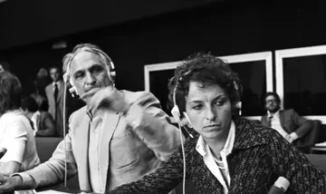 L'Eredità Radicale di Emma Bonino: Corpo, Parola e Femminismo