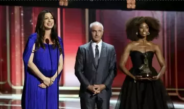 Il Bacio Imprevisto che Ha Rivoluzionato "Verity": Genialit￠ sul Set