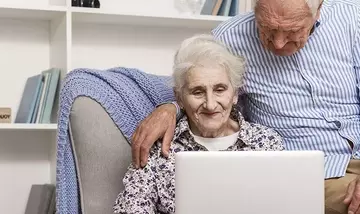 Il Supporto all'Anziano Caregiver: Una Guida Completa