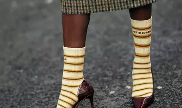 Calze a Righe: Un Tocco Originale per Ogni Outfit