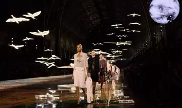 Chanel P/E 2026: Una Celebrazione della Libertà Femminile e dell'Eleganza Senza Tempo