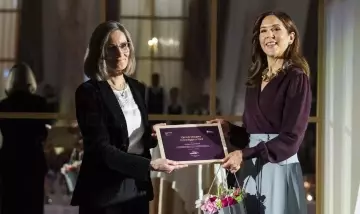 Mary di Danimarca: Stile Moderno e Protocollo Reale