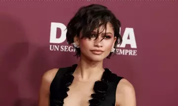 L'Eyeliner Rosso: Il Tocco Audace dell'Autunno 2026