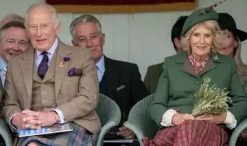 La Regina Camilla: Un Ritratto Intimo tra Vita Reale e Fascino Familiare
